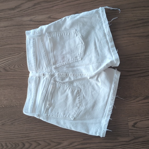 J. Crew White Jean Shorts, Size 29 - Picture 3 of 6